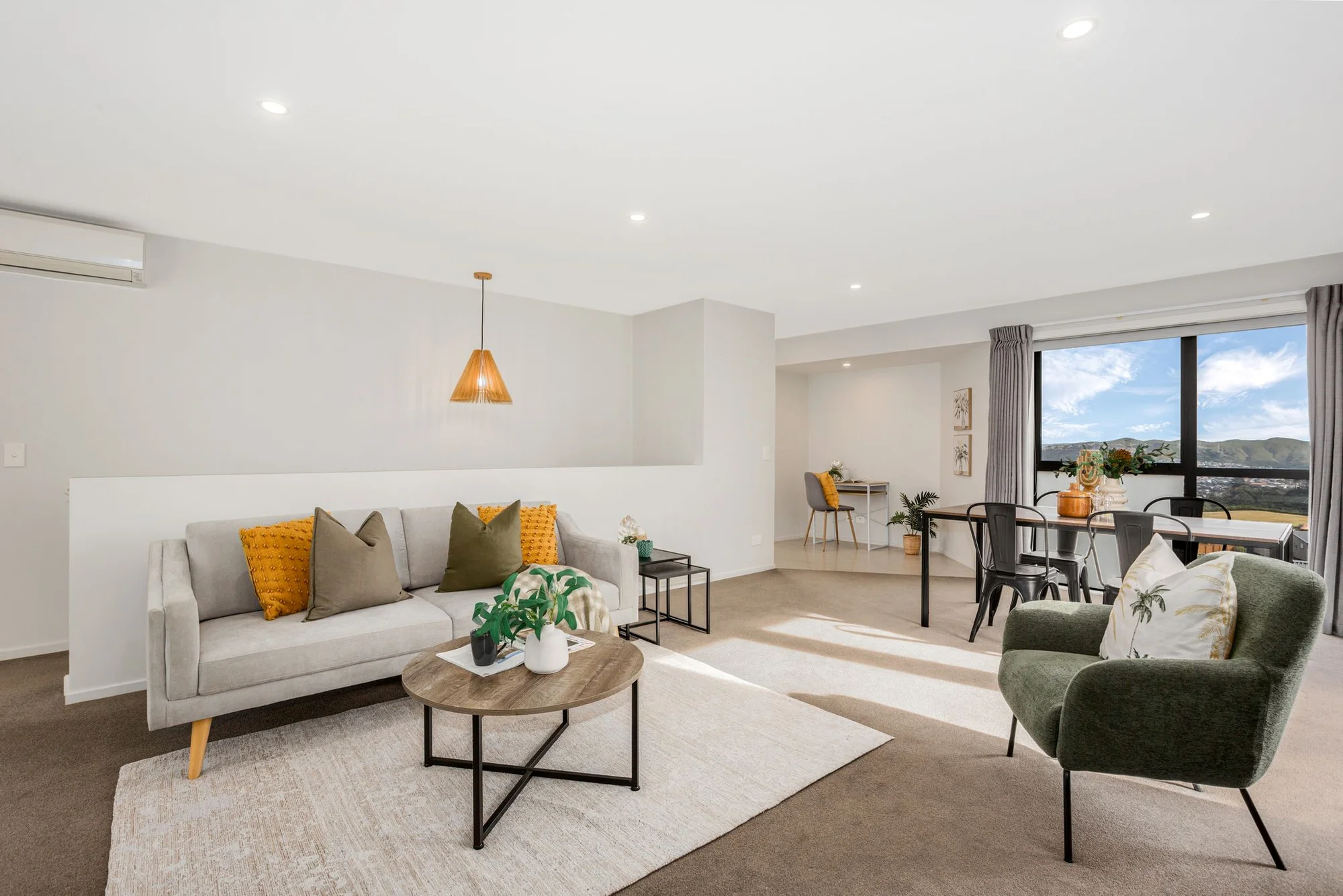 Horokiwi 2 Bedroom Modern, Warm & Carefree Living!