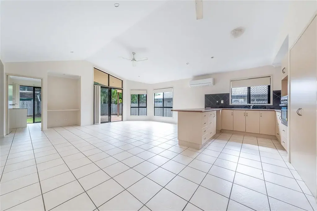19 Banksia Court, Cannonvale, QLD 4802