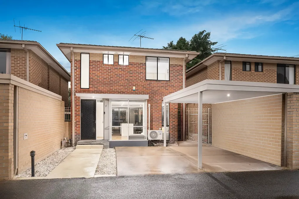 Clayton 3Zimmer Stylish Stand Alone Townhouse Living In Premium Location