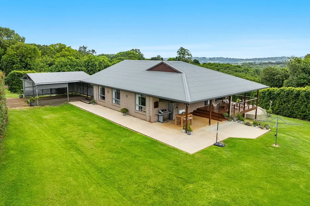 Numulgi 3 Bedroom Family Home in Rural Setting