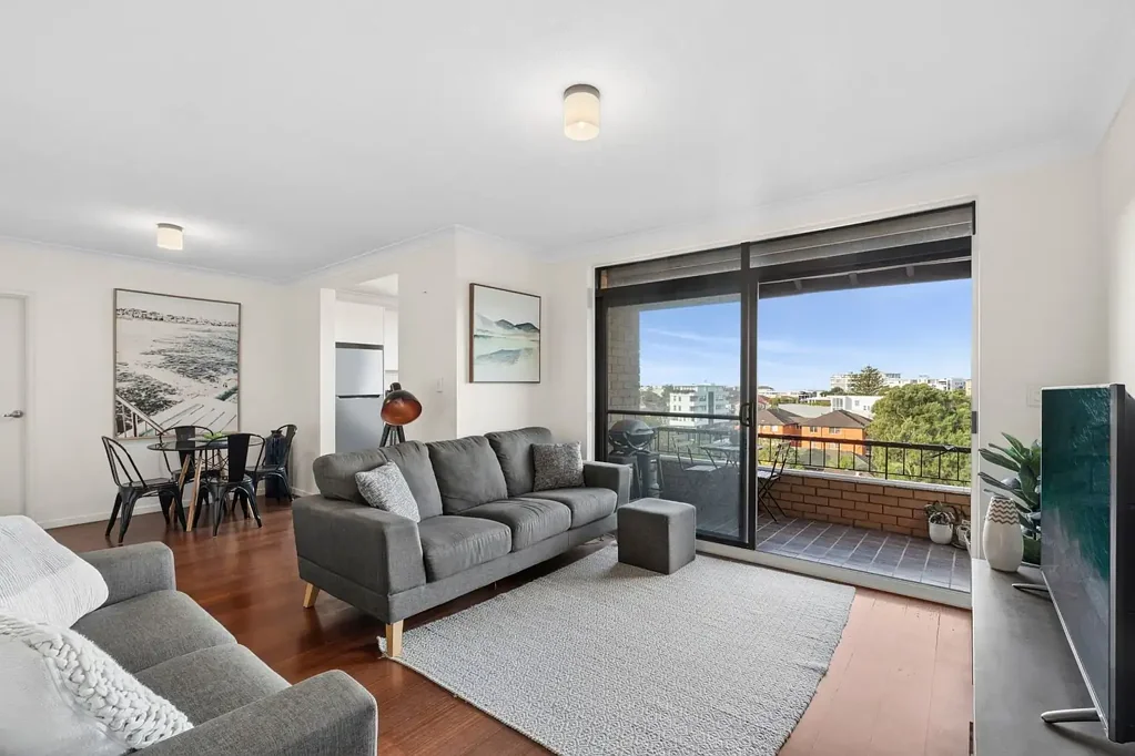 Oceanside Oasis
** Access via Burke Road **