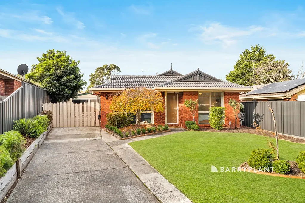Berwick 3Moenga The Complete Family Package with Space Inside and Out