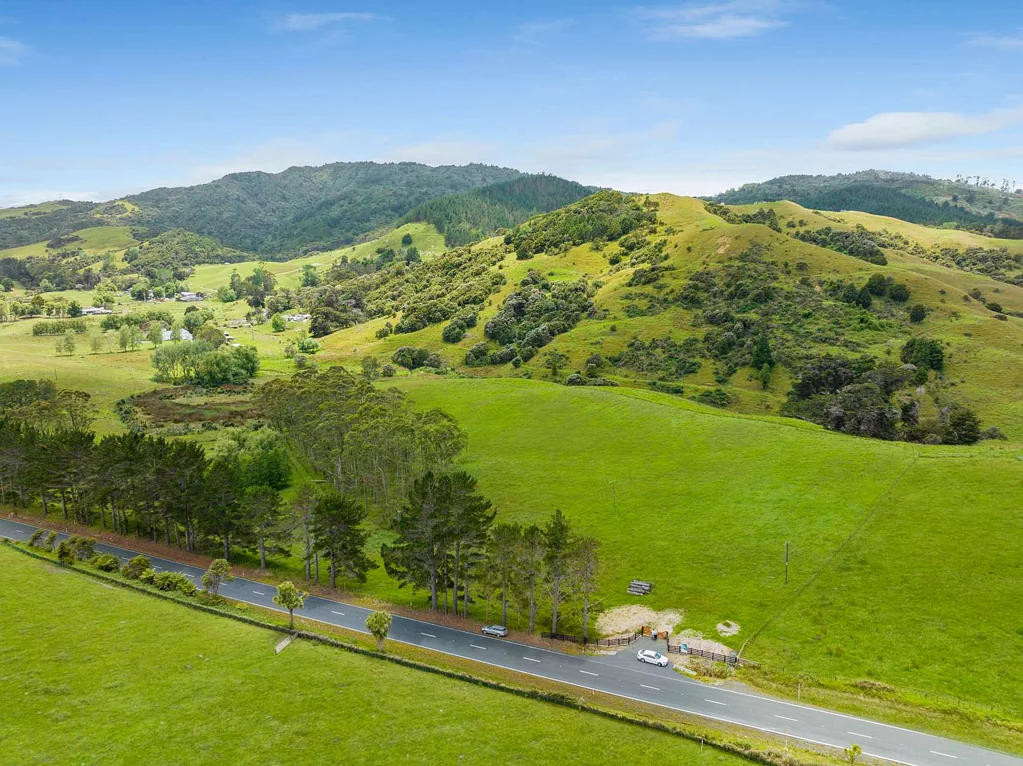 Kaipara Flats  Freehold Kaipara Lifestyle Block - Great Value