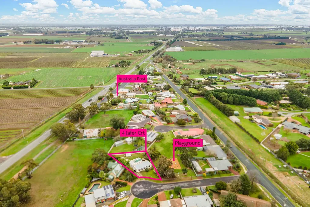 Shepparton East 3Kwarto Renovated Home with Town water in Shepparton East!!!
