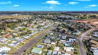 Bundaberg North 3 Slaapkamer FLOOD FREE - The Perfect First Home Or Investment