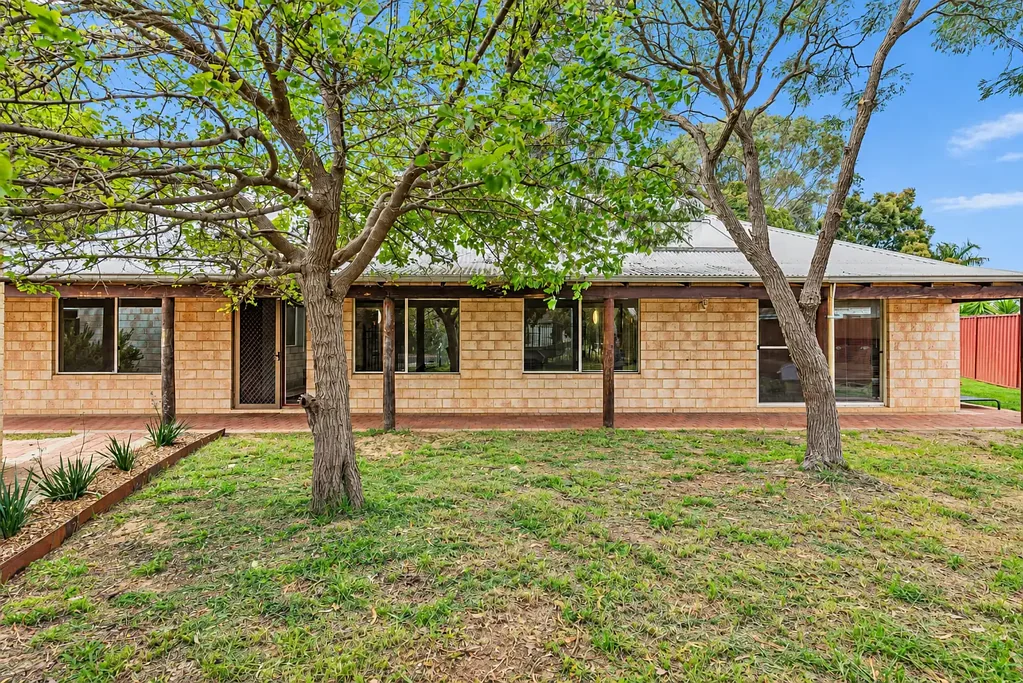 Karawara 3 Bedroom Country Inspired Living Opposite Parkland on large 868sqm block.