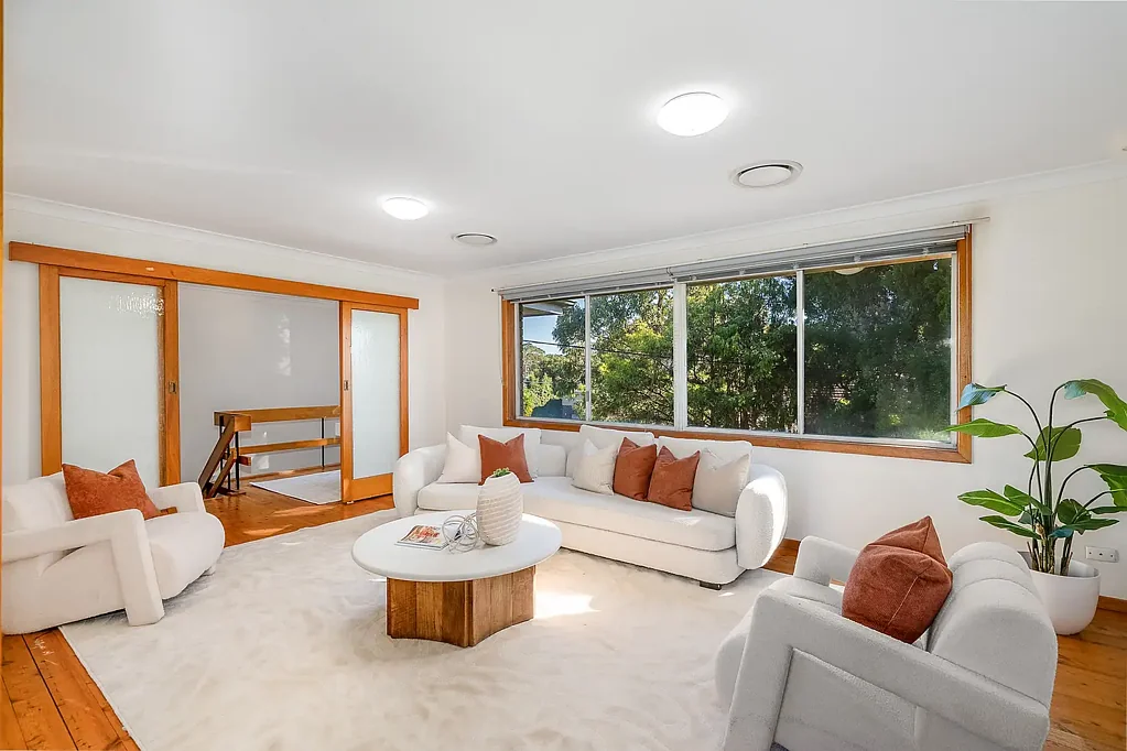 Gladesville 5બેડરૂમ Prime position, endless potential