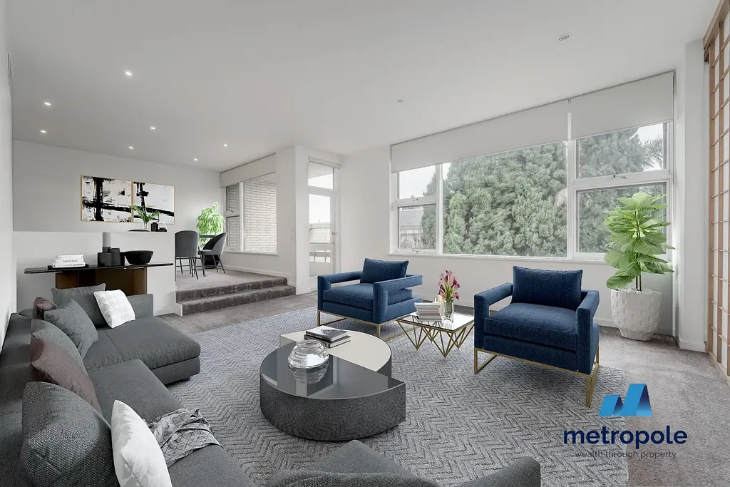 STYLISH, SECLUDED AND VERY SPACIOUS APARTMENT
