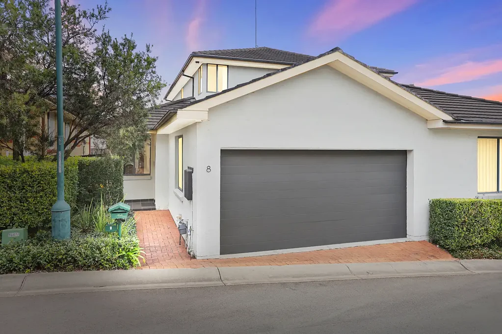 8 Jacqui Circuit, Norwest, NSW 2153