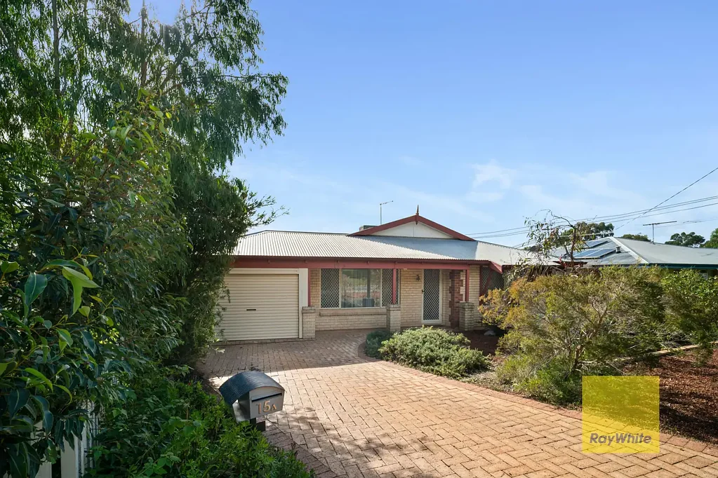 15A Buckingham Road, Swan View, WA 6056