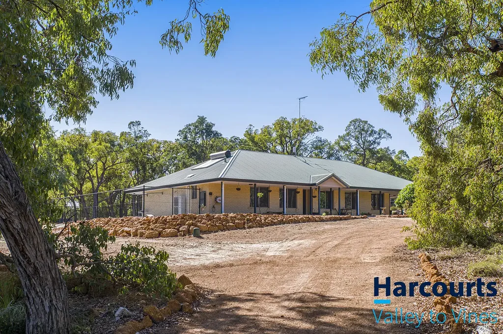170 Patersonia Road, Chittering, WA 6084