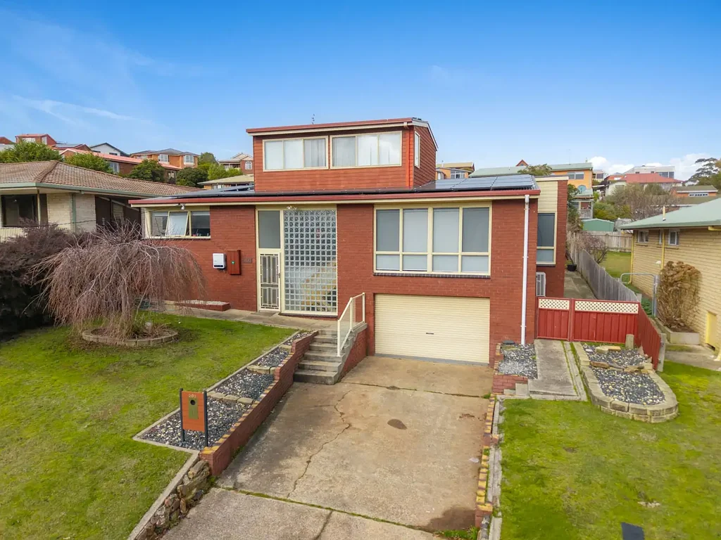 207 Madden Street, Devonport, TAS 7310