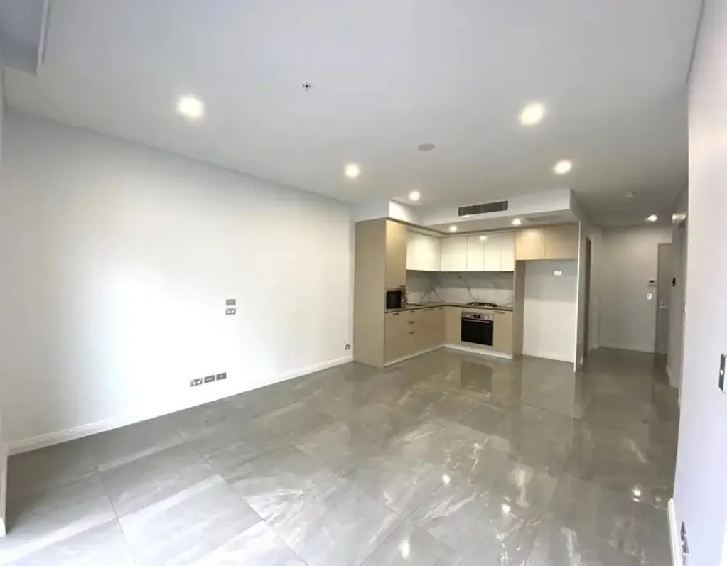 Near New 1 Bedroom Apartments Available Now!!!