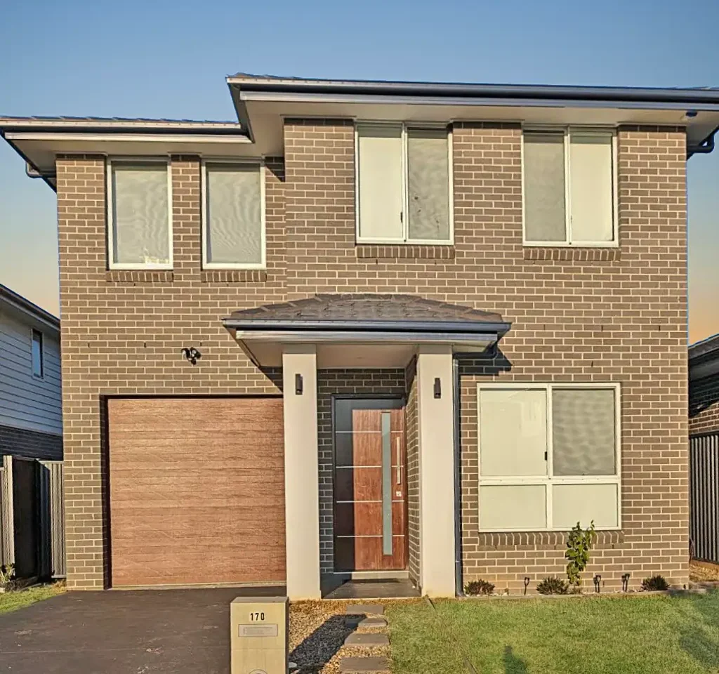 STUNNING FAMILY HOME IN PRIME LOCATION OF AUSTRAL