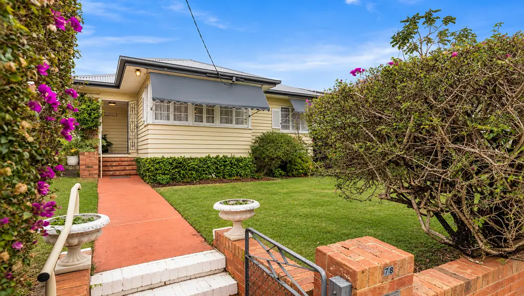 Ashgrove 3कमरा Position, Potential & Possibility in the Heart of Ashgrove | Dual Street Frontage