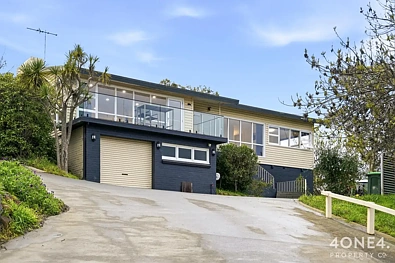 Montagu Bay 3 Slaapkamer Charming Montagu Bay Family Home Awaits!