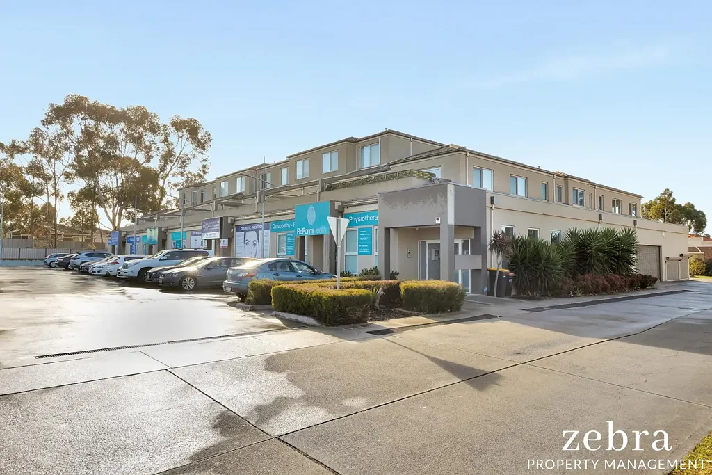Stylish, Low-Maintenance Living in a Super Convenient Location