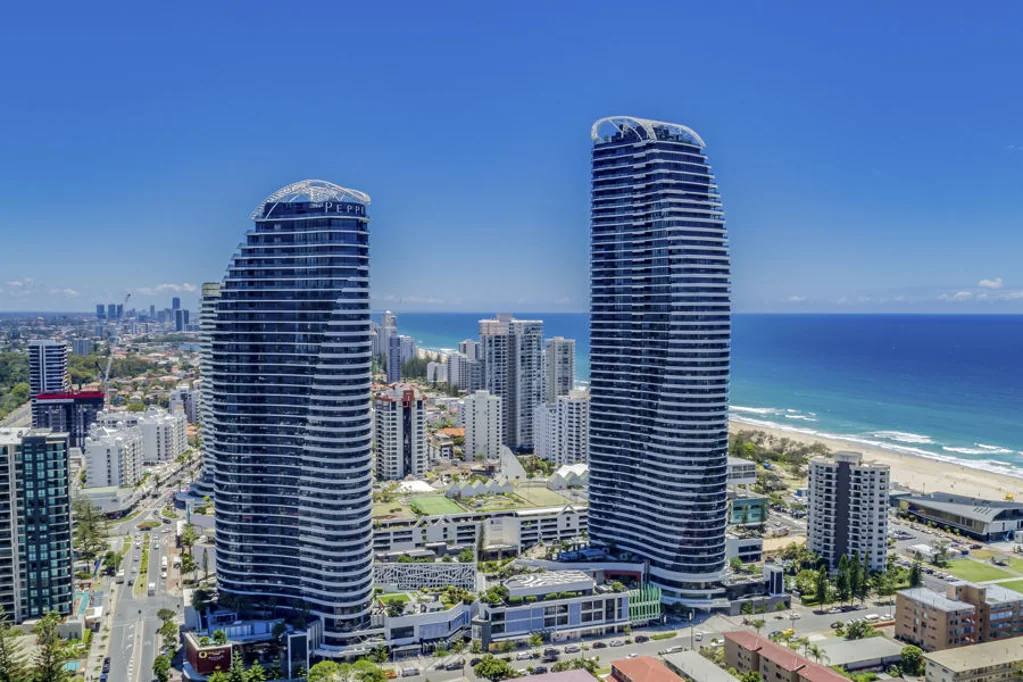 Broadbeach 2Moenga Life Style Plus....... Stunning Views from 30th floor