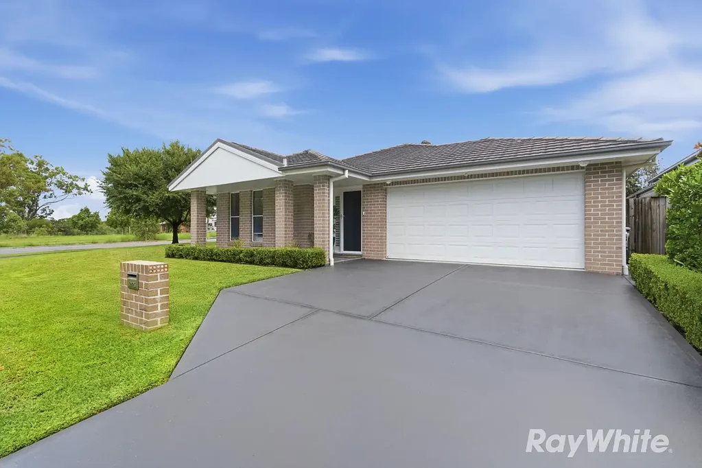 2/25 Redgum Circuit, Aberglasslyn, NSW 2320