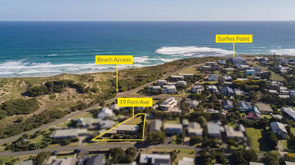 Surf Beach 3غرفة نوم "Prime Location with Renovator Potential - Walk to Surfies Point"