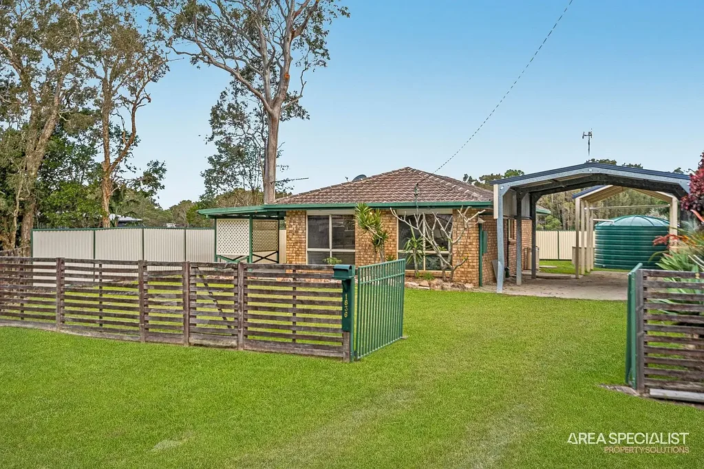 Jacobs Well 3Zimmer Room for the Boat, Caravan & More | Freshly Updated Lowset Brick Home