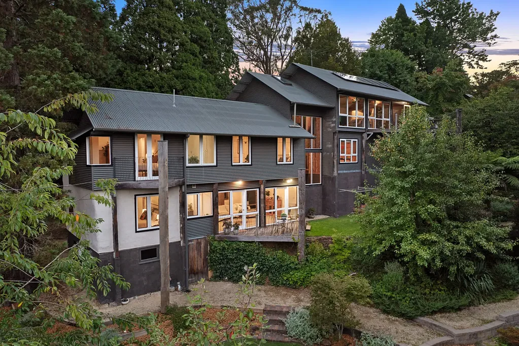 Wentworth Falls 5Habitaciones Beautifully located in a peaceful street surrounded by nature