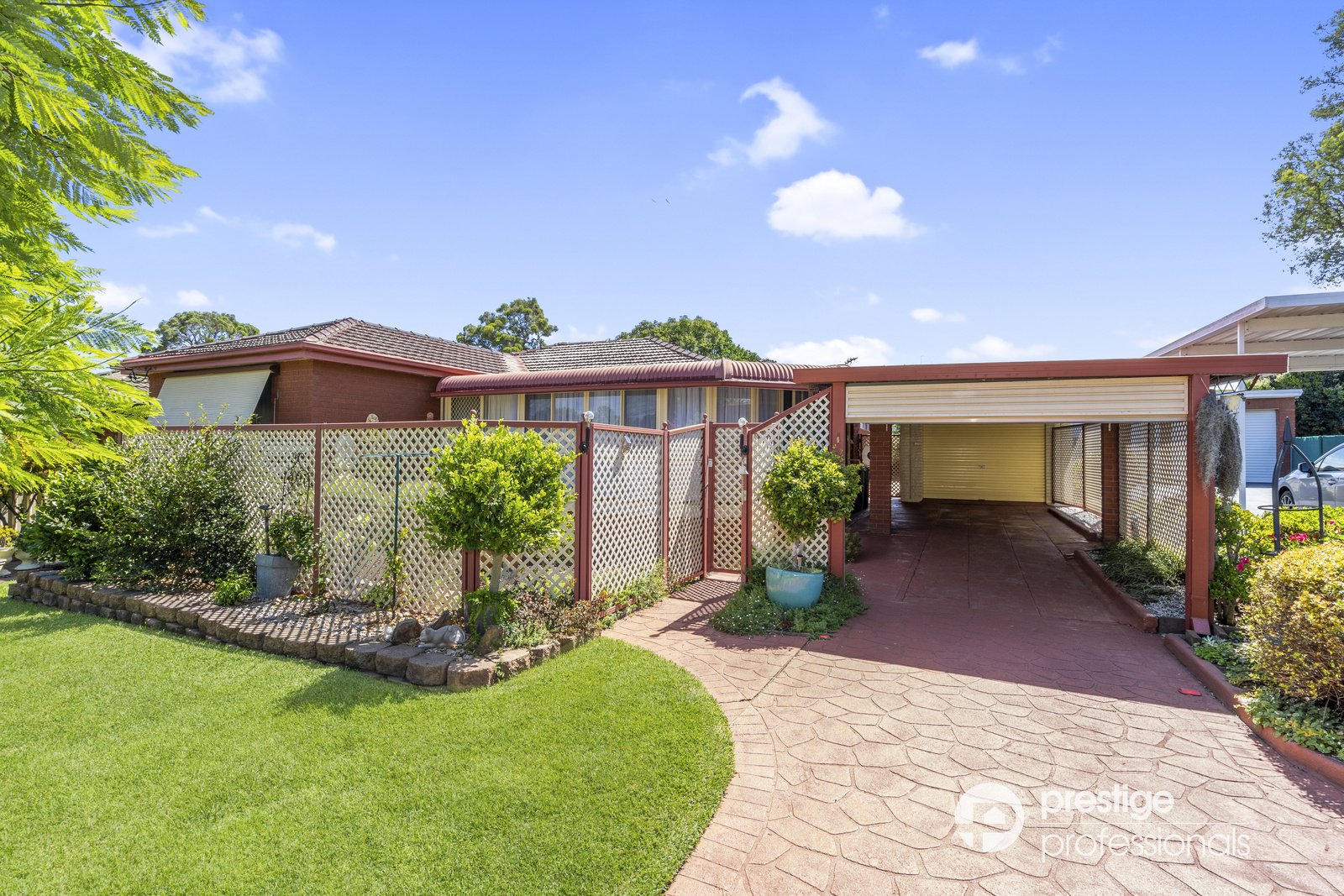 29 WILKES AV, MOOREBANK NSW 2170, 0 غرف, 0 حمامات, House