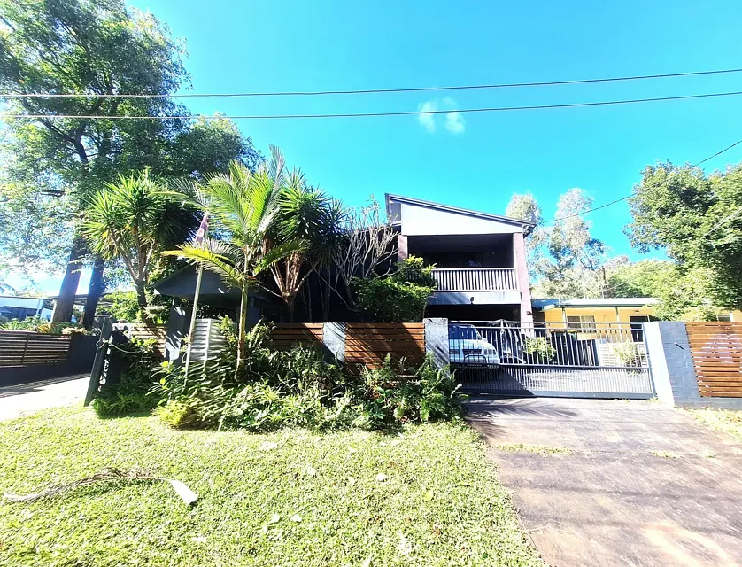 18 Waterside Dr, Macleay Island, QLD 4184, 2房, 2浴, House
