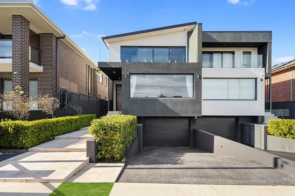 Peakhurst 4房 奢华建筑设计家庭住宅 Luxurious Architectural Designed Family Residence