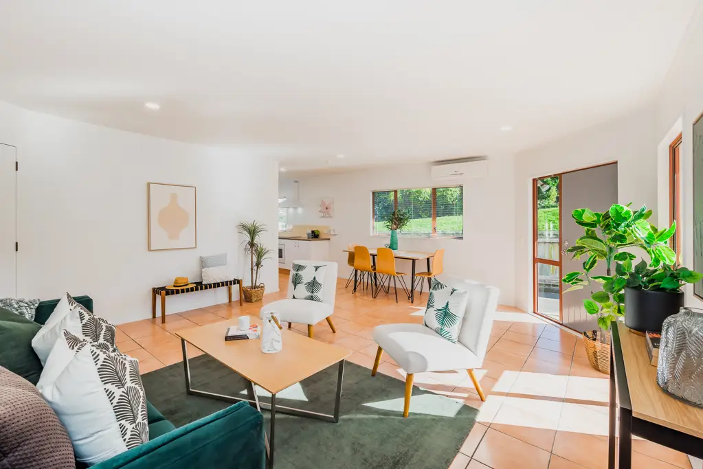 Paraparaumu 2 Bedroom Fantastic Little Suntrap - Seriously Selling!