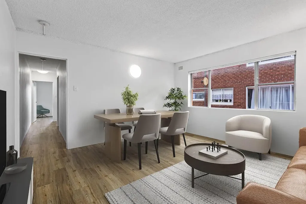 Renovated 2 bedroom apartment in prime location