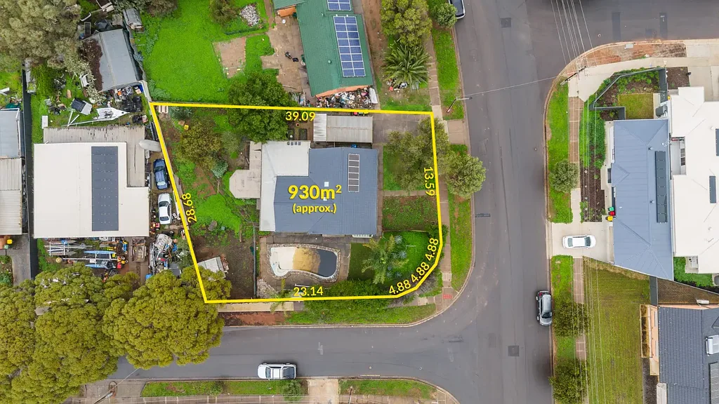 Davoren Park 3غرفة نوم ATTN: Renovators & Developers, This Corner Block Is For You!