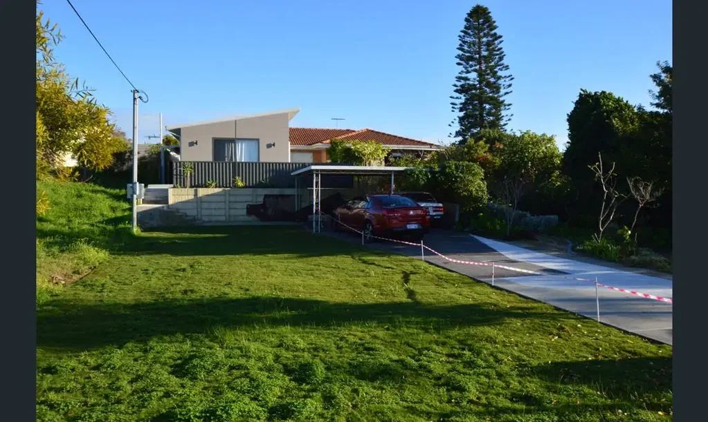 Beachside Living Just Minutes from Shoalwater Foreshore