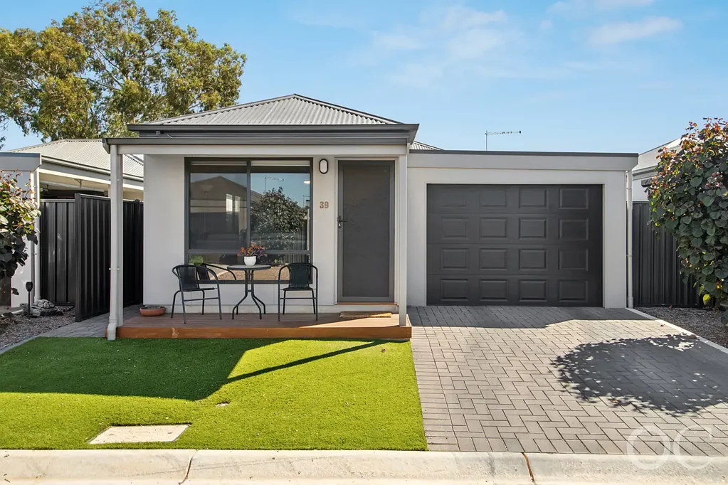 39/60A Strathaird Boulevard, Smithfield, SA 5114