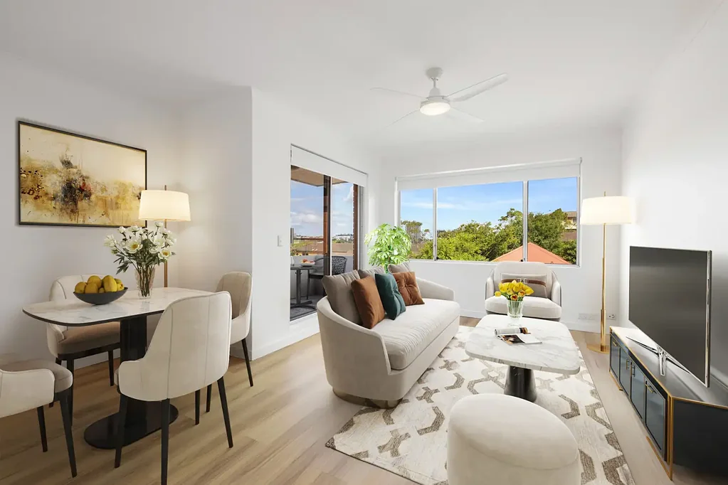 Spacious Renovated 2-Bedroom Apartment in Secure Block – Prime Location! (9 apartments available)