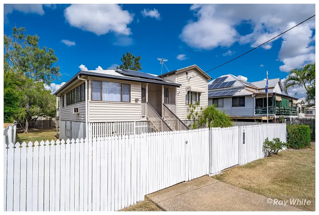 3 Weinholt Street, Allenstown, QLD 4700