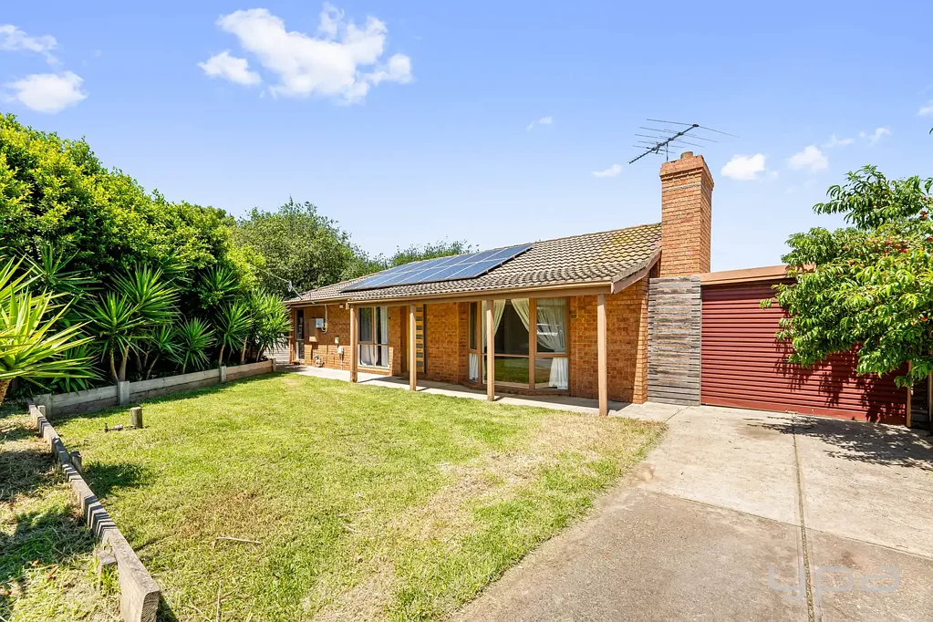 4 Daniel Court, Werribee, VIC 3030
