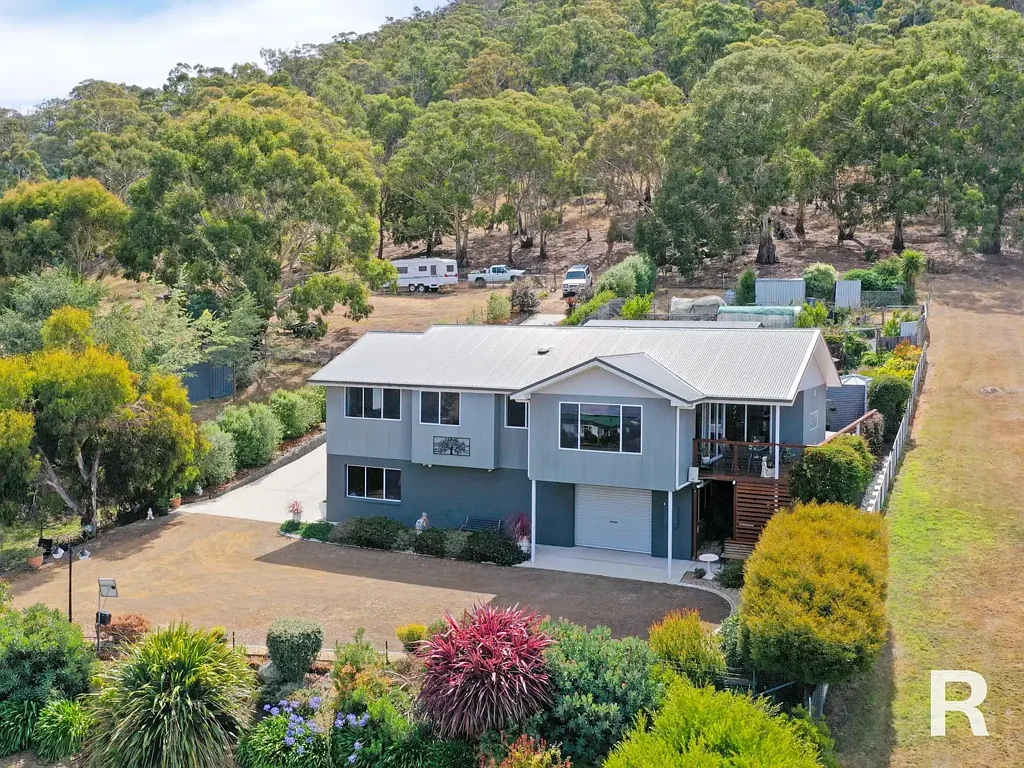 64 Saddle Road, New Norfolk, TAS 7140