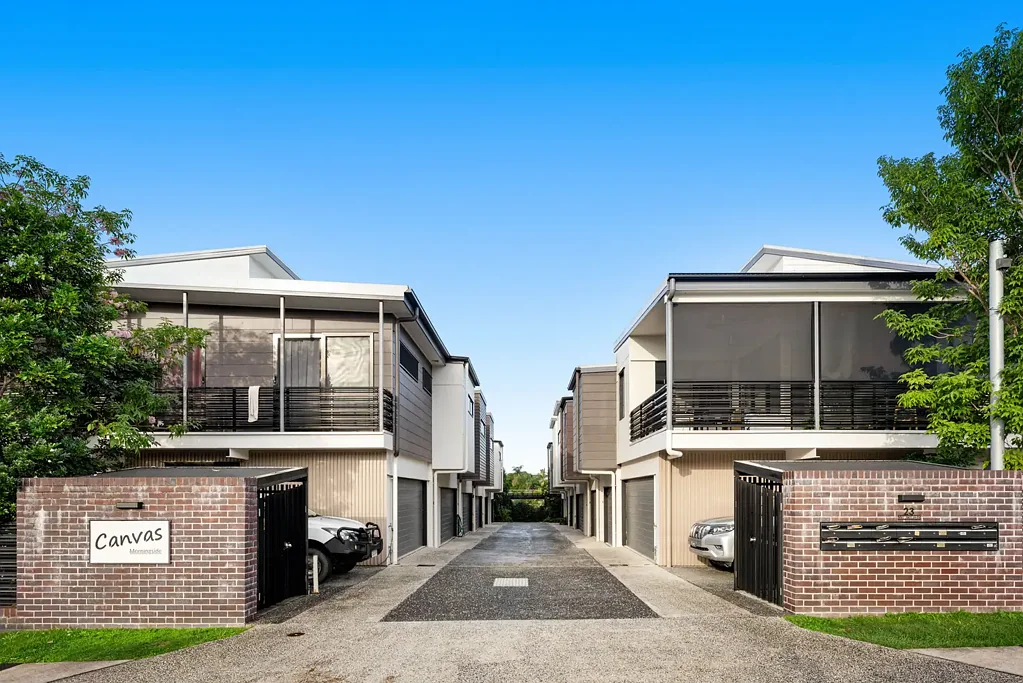 Morningside 3 Bedroom Thoughtfully designed, effortlessly liveable - Clever modern base, steps to shops, CHAC & café hub
