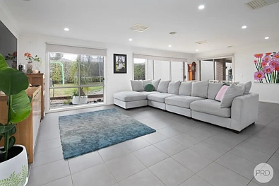 24 Gemstone Road, Winter Valley, VIC 3358, 4房, 2浴, House