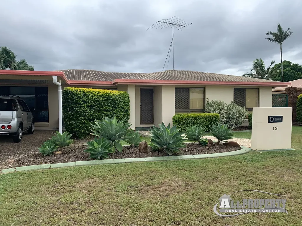 THREE BEDROOM BRICK HOME IN CENTRAL GATTON