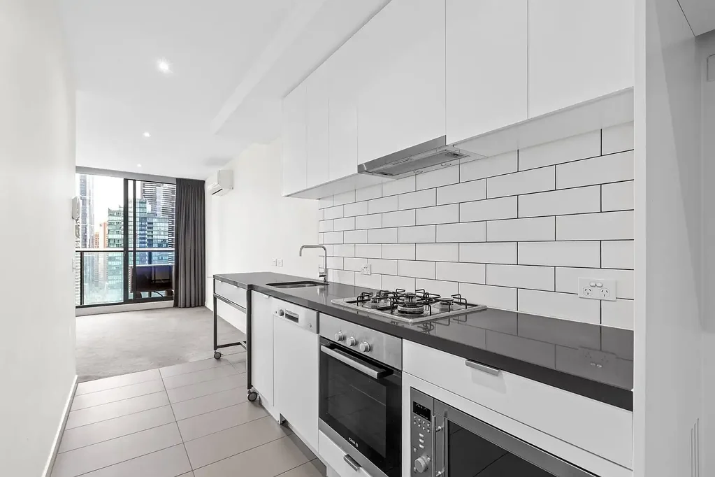1-BED 1-BATH, NOT FURNISHED