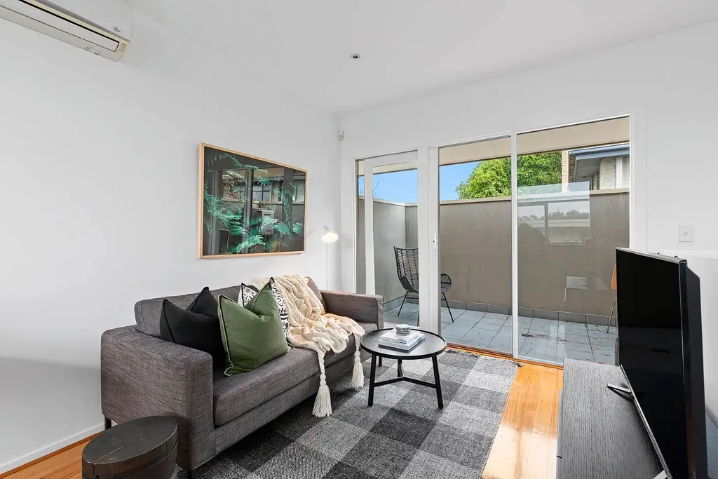 Split-Level Living in a Peaceful St Kilda Hill Setting!