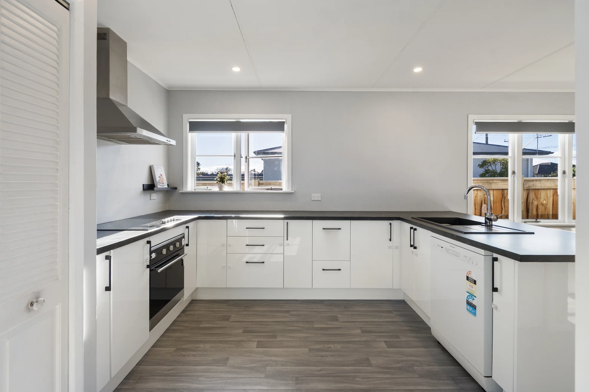 Feilding 3 Slaapkamer Freshly Updated and Ready to Enjoy