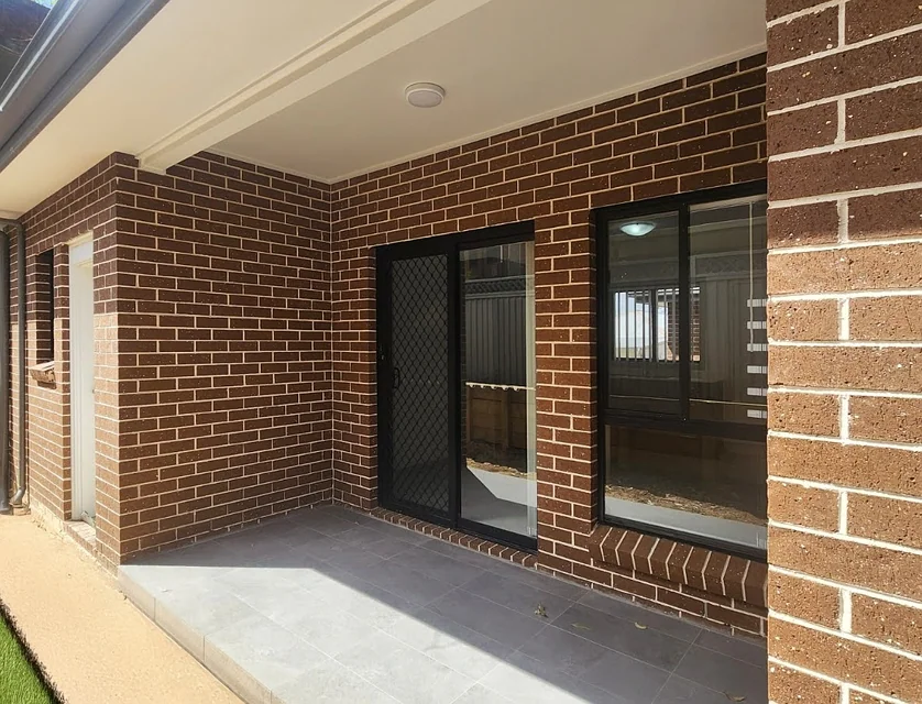 1B Ernest Street, Lakemba, South Western Suburbs, 3房, 1浴, House