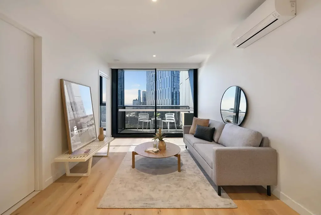 2-BED 1-BATH, UN-FURNISHED, NO SHORT-TERM OPERATORS