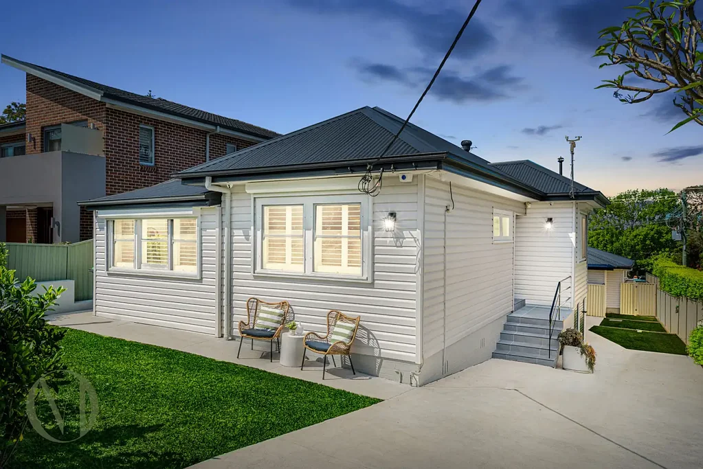 Rydalmere 6침실 Versatile Dual-Residence Opportunity in a Prime Rydalmere Pocket