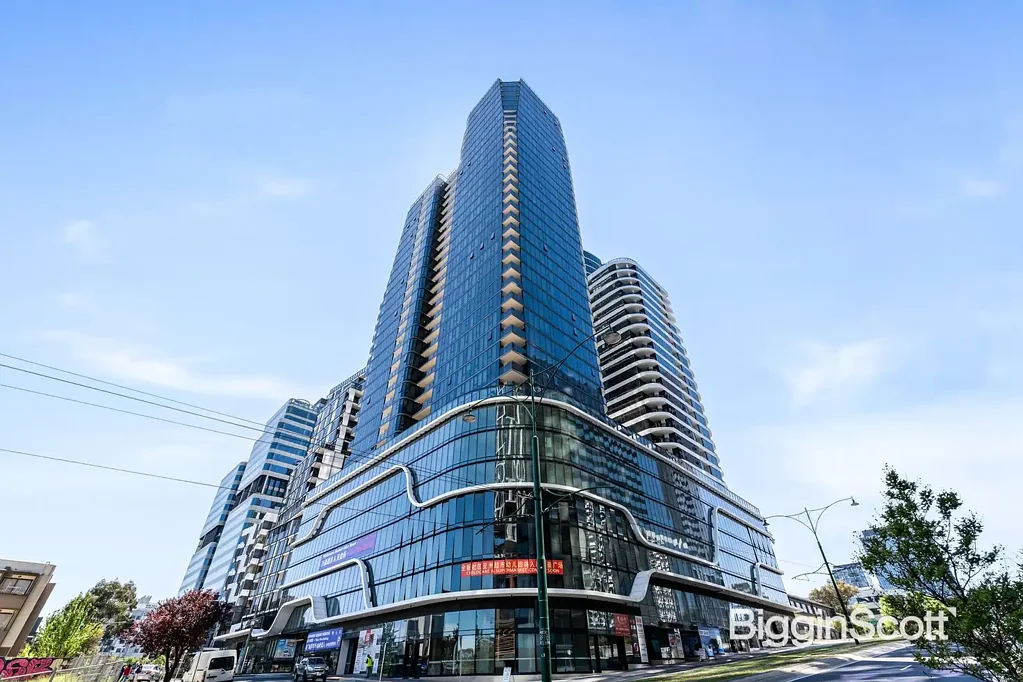 Box Hill 2房 标志性高层景观 时尚开放式布局 Miele高端厨房 主卧带套间 TRIO度假村设施 中心地带便利生活 Sky-High Sophistication with Stunning City Views