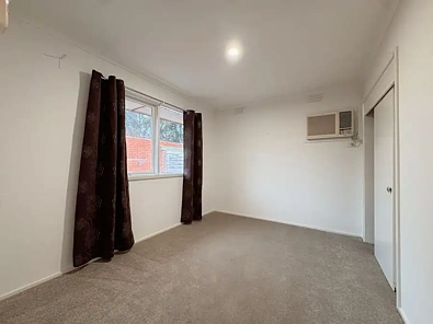 15 Kenna Drive, Lalor, VIC 3075, 3 slaapkamers, 2 badkamers, House