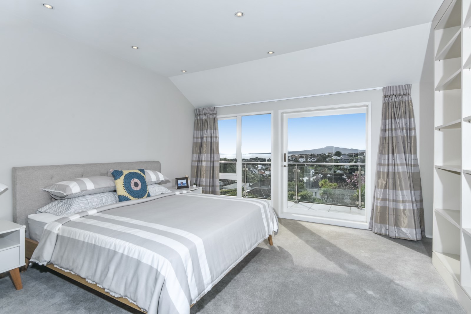 33 Codrington Crescent, Mission Bay, Auckland, 6房, 4浴